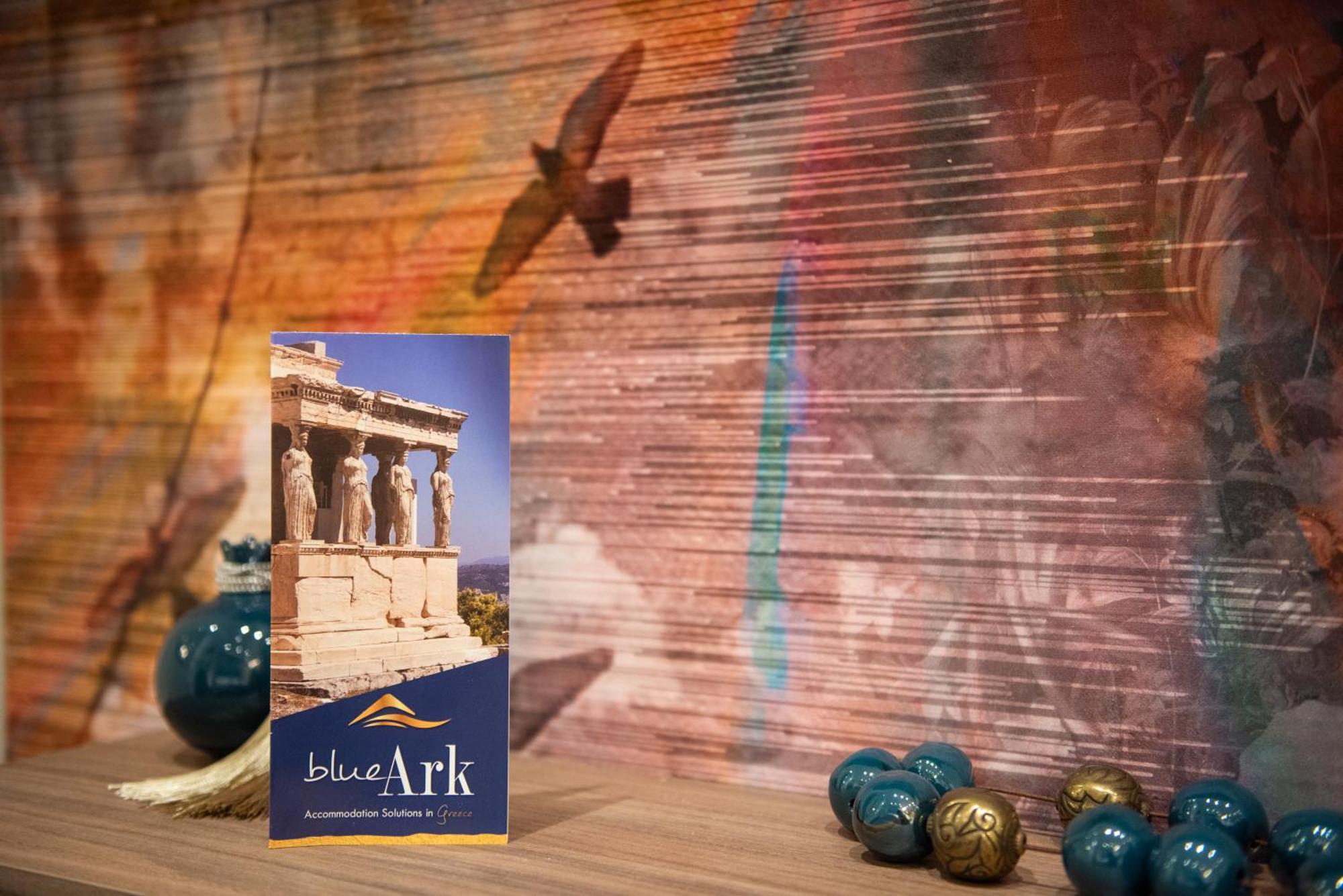 Blue Ark Romantic Studio Under Acropolis Athens Exterior photo